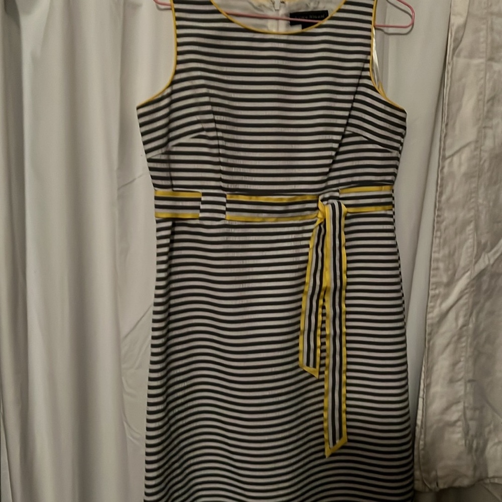 NEW - Jéssica Howard Summer dress